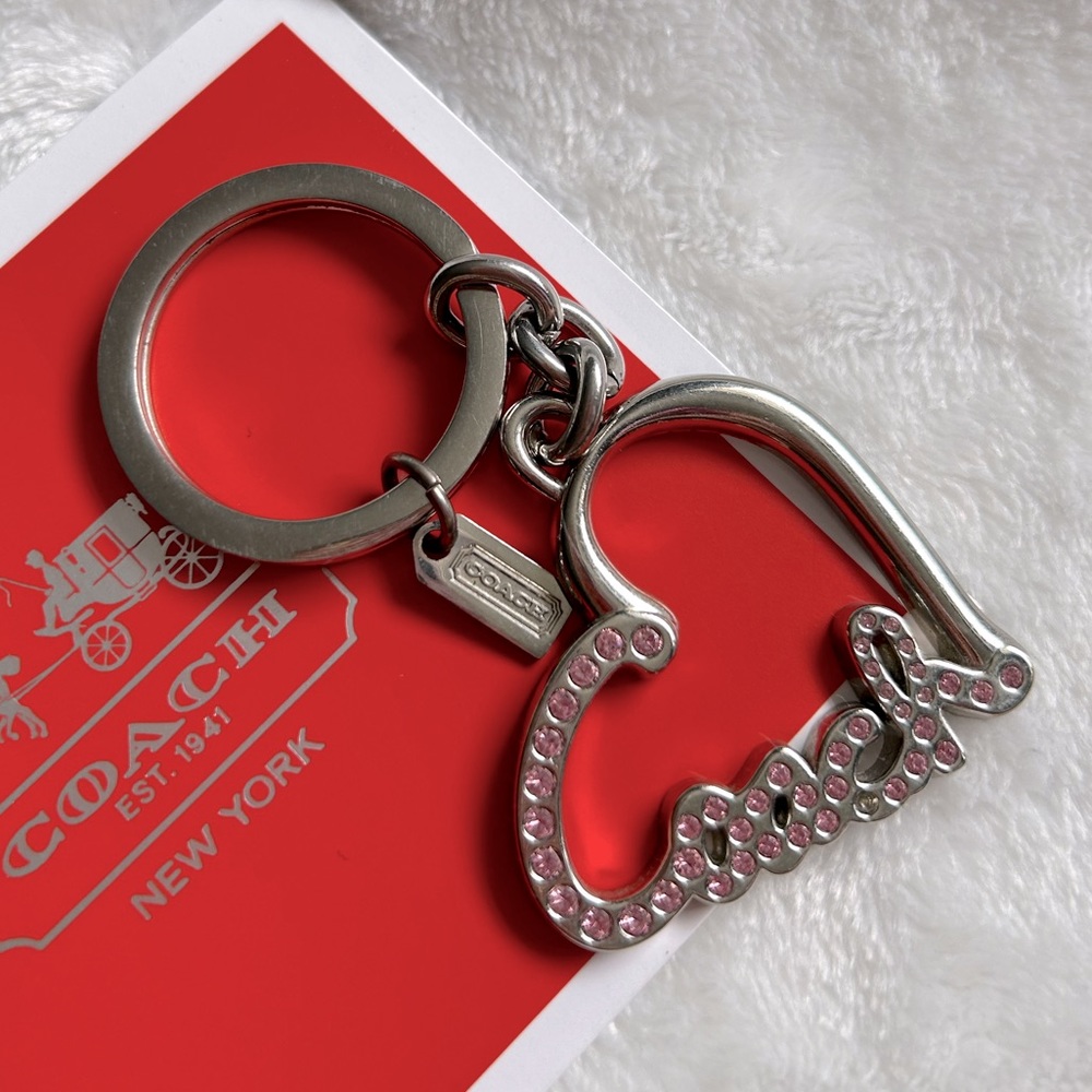 Coach heart keyring w/ pink jewels & mini Coach tag 💖
